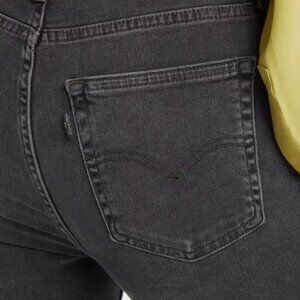 *2/$50* LEVIS 721 High Rise Skinny Jeans - Soft Black, 28 (US 6)